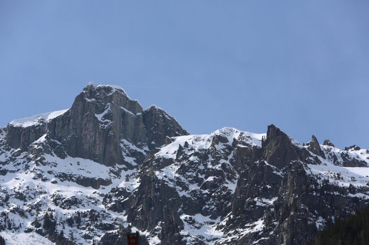 Superbe T3 En Face Du Brevent, Chamonix Apartamento Exterior foto